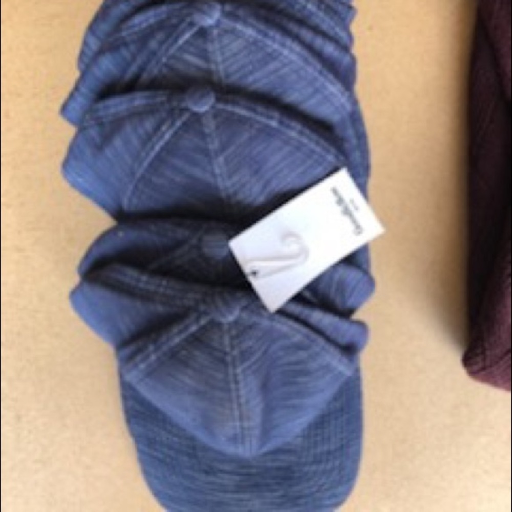 ***BRAND NEW*** TAGS STILL ATTACHED***